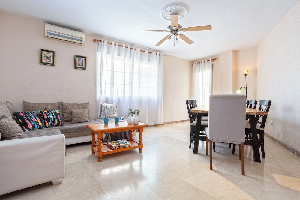 Sunstay Harina Flat Malaga
