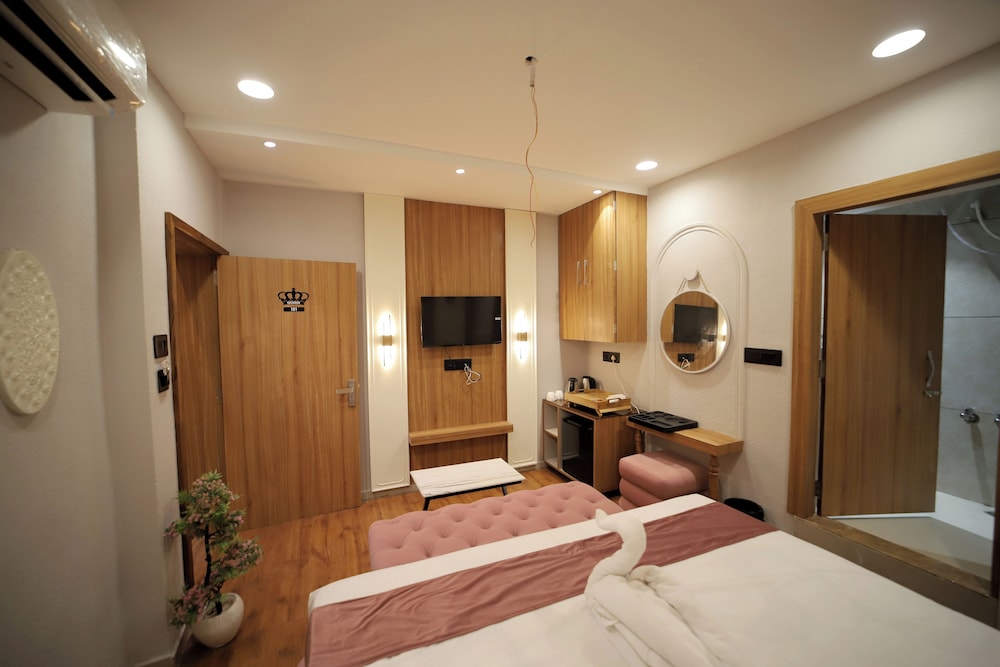 Staykart Boutique Hotel