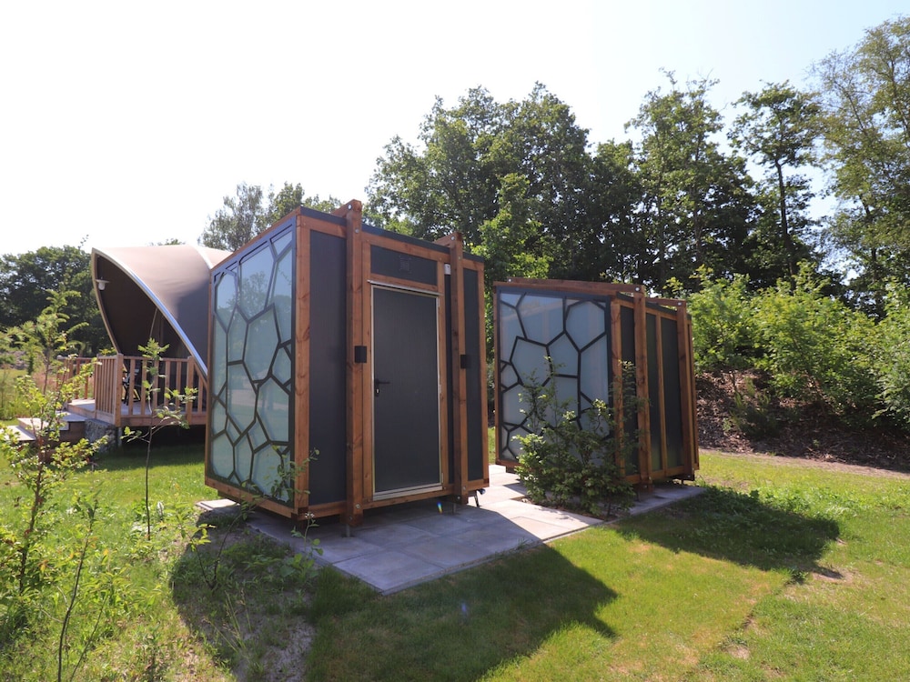 Romantic Tent Lodge in Dalerveen With Sauna view 3
