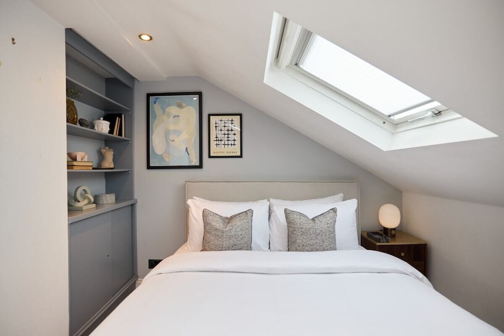 The Kensal Green Place - Modish 2bdr Flat With Study Room