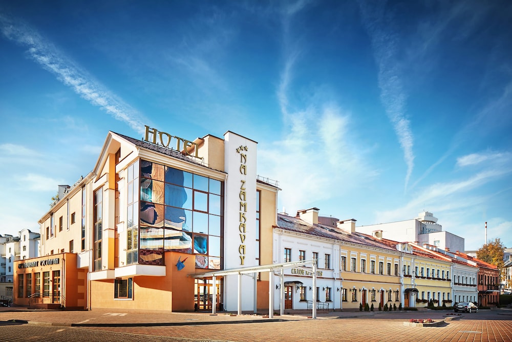 Victoria na Zamkovoy Hotel