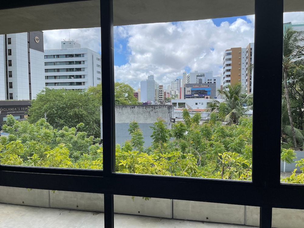 Urban 750 By Day by Day
