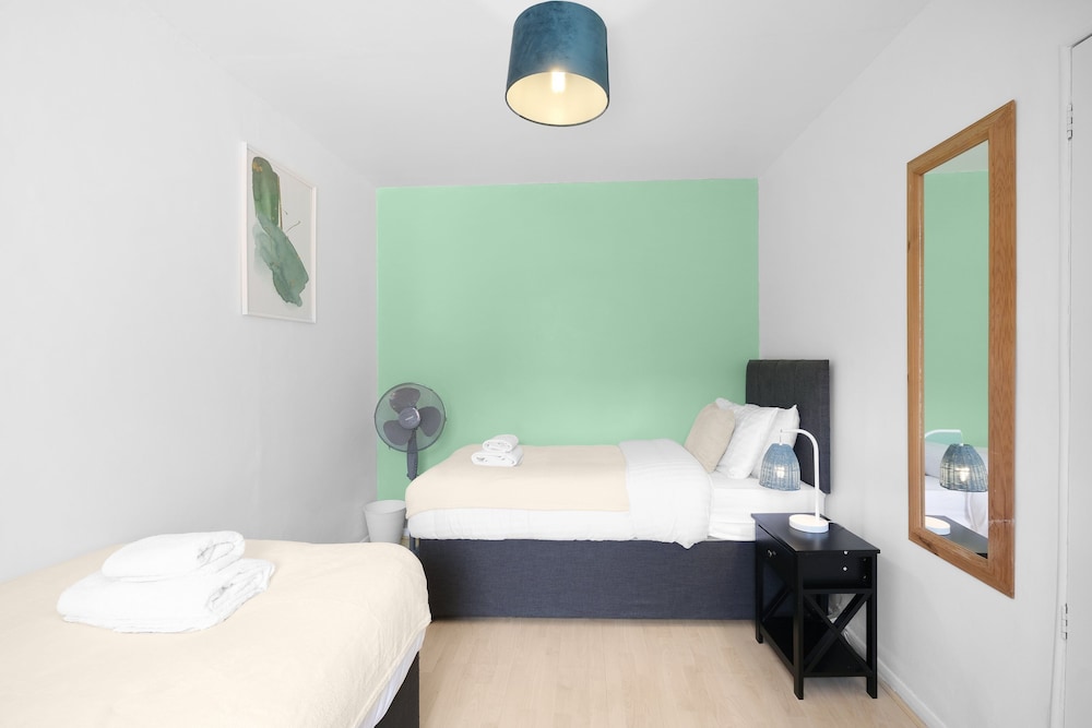Charming 3 Bed House at Blakes Cottages