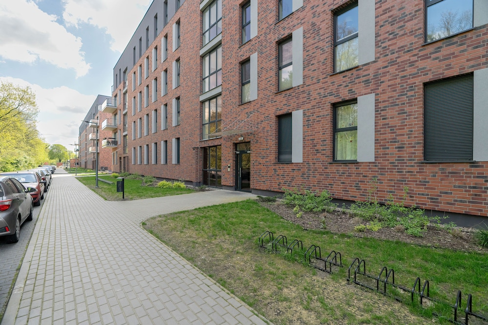 Apartment With 3 Bedrooms by Renters