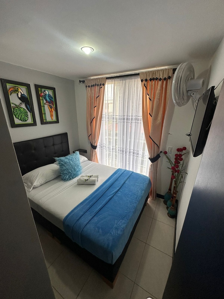 APARTAMENTOS CERCA AL PARQUE DEL CAFE