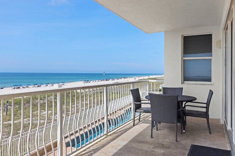 Emerald Key by Southern Vacation Rentals