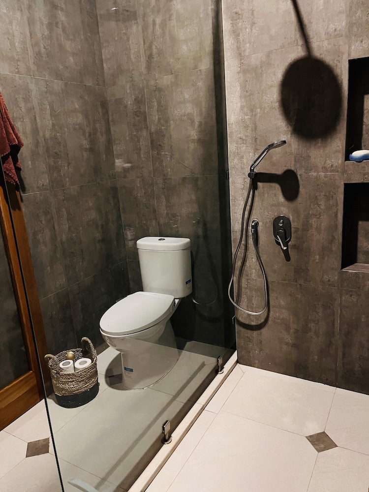 Photo 38