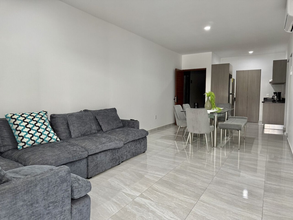 Marina cerritos Condominios