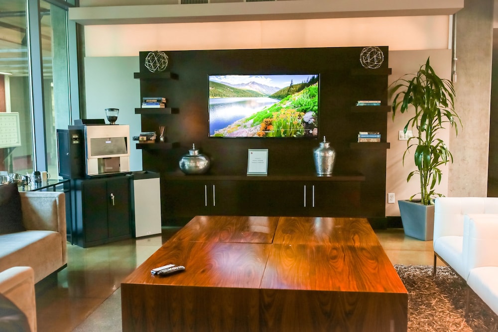 Fully Furnished Suites Staple Center-2