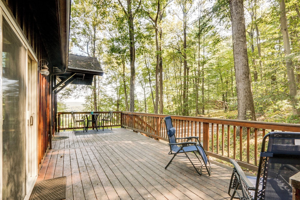 History, Hikes & Fireside Nights: Fayetteville Gem