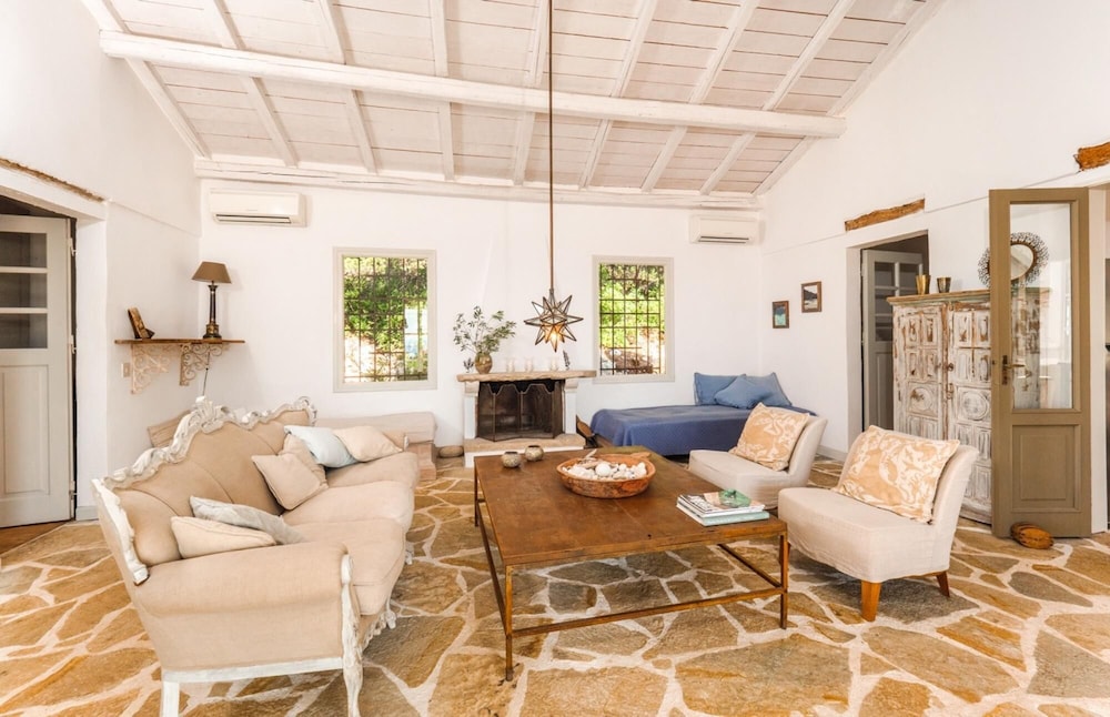 Villa Pelagia in Paxi view 4