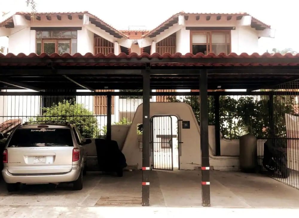 Apartamento frente a la Playa Brucerias