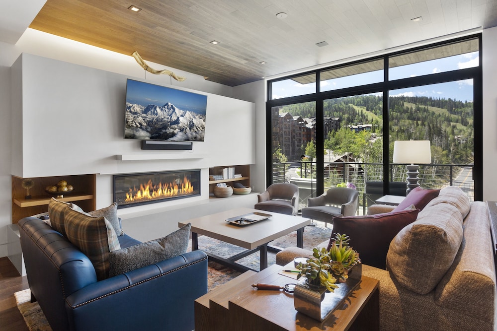 One Empire Pass at Deer Valley Resort - Three Bedroom Residence #402 3 Condo