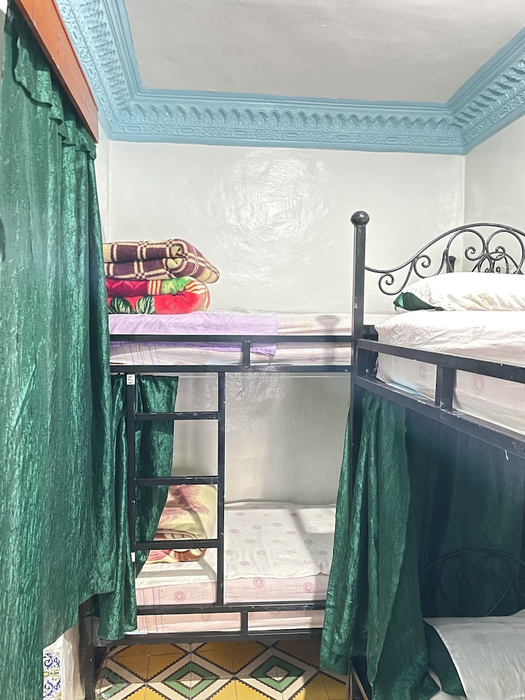 aline hostel