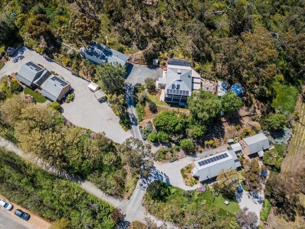Riesling Trail and Clare Valley Cottages