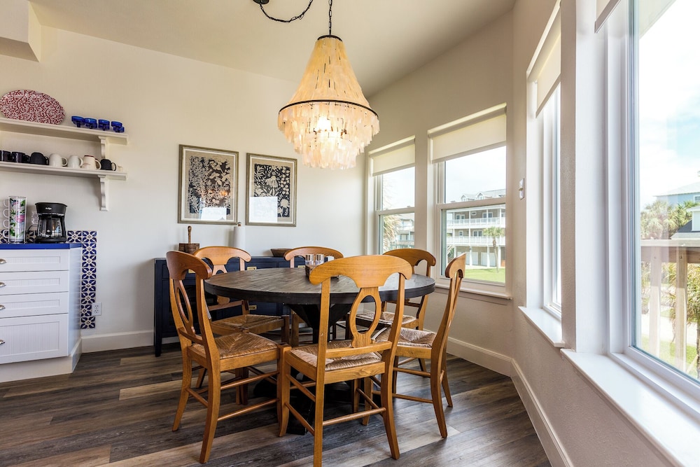 Casa de Mar by Ryson Vacation Rentals