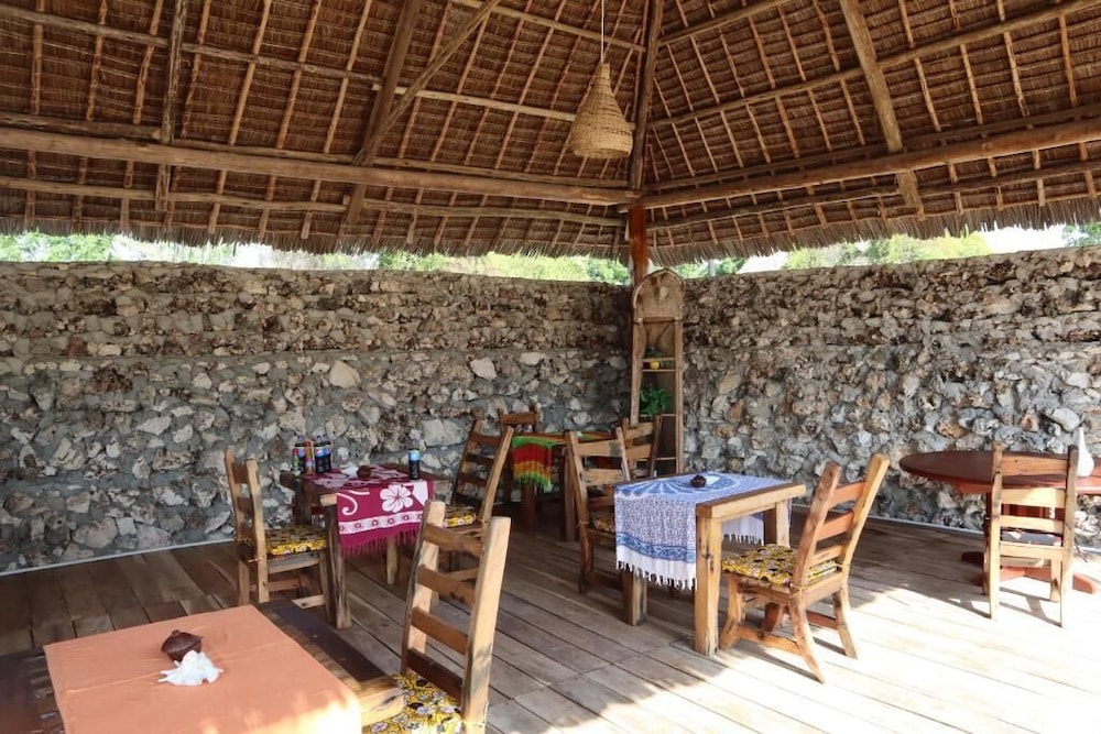 Holiday Time Bungalows Zanzibar