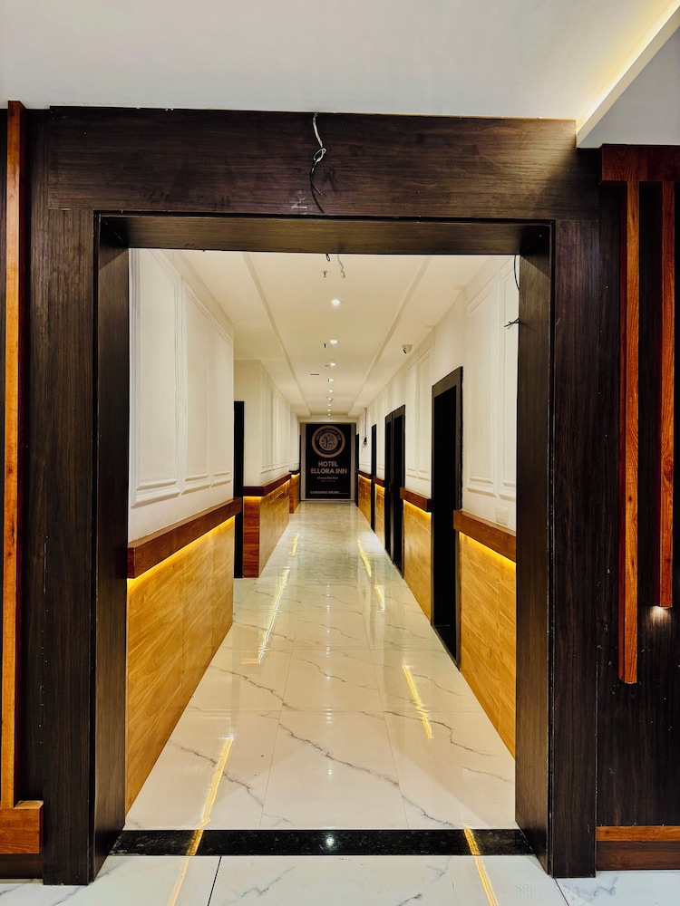 Hotel Ellora Inn Best Hotel In Sultanpur