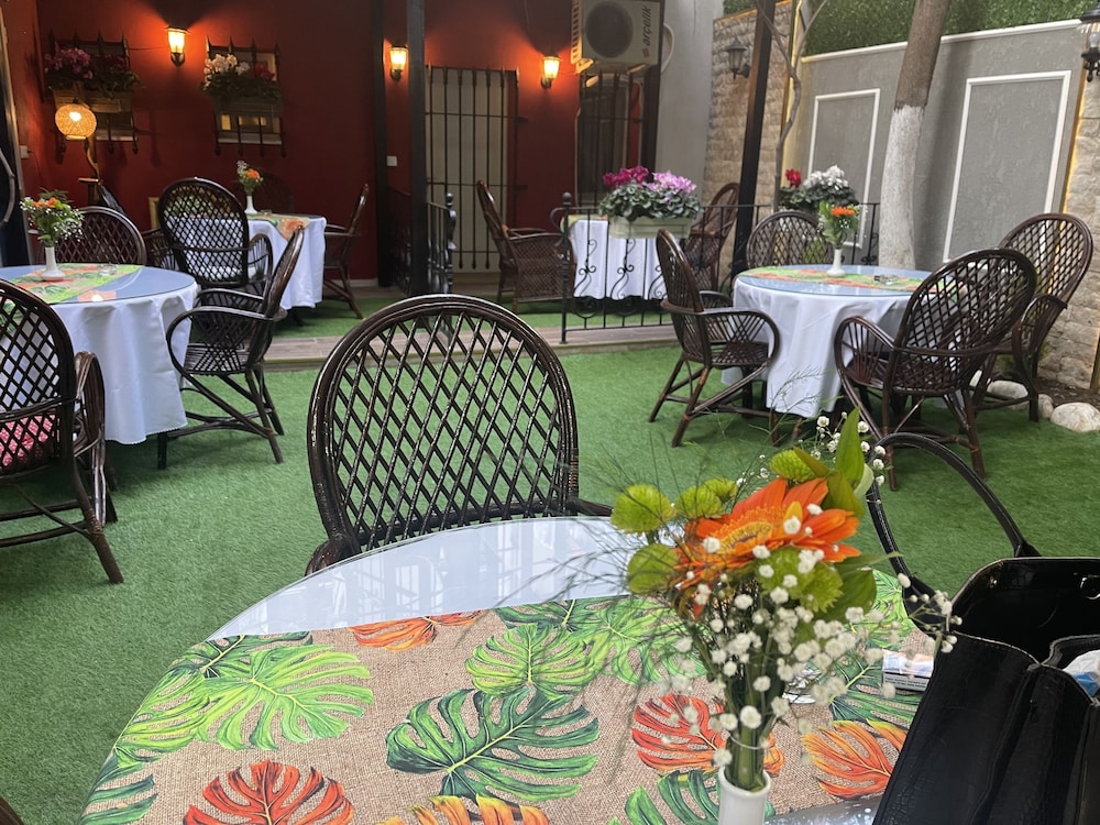 Moda Suit - Image 49