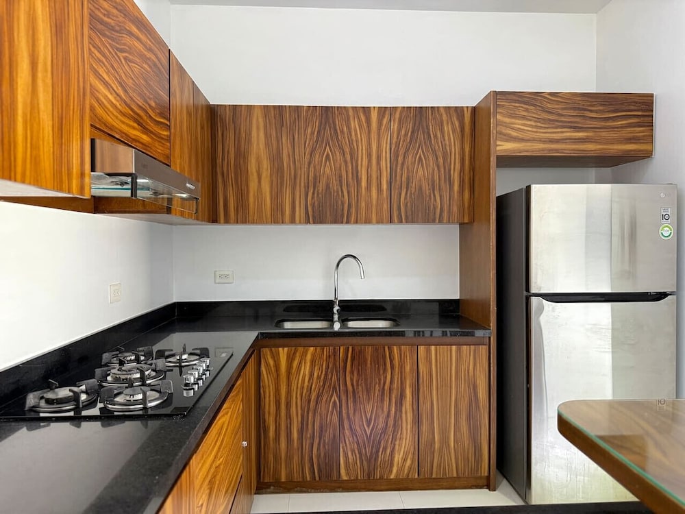 Rincon Colonial Apartments