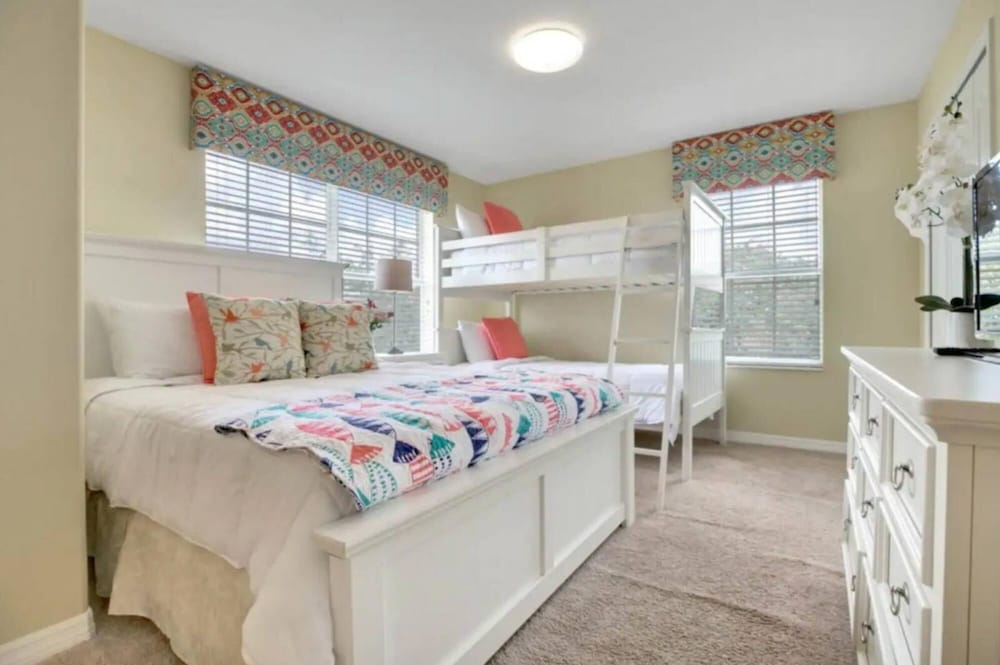 Amazing 5 Bedrooms and 04ba 6 Miles From Disney view 5