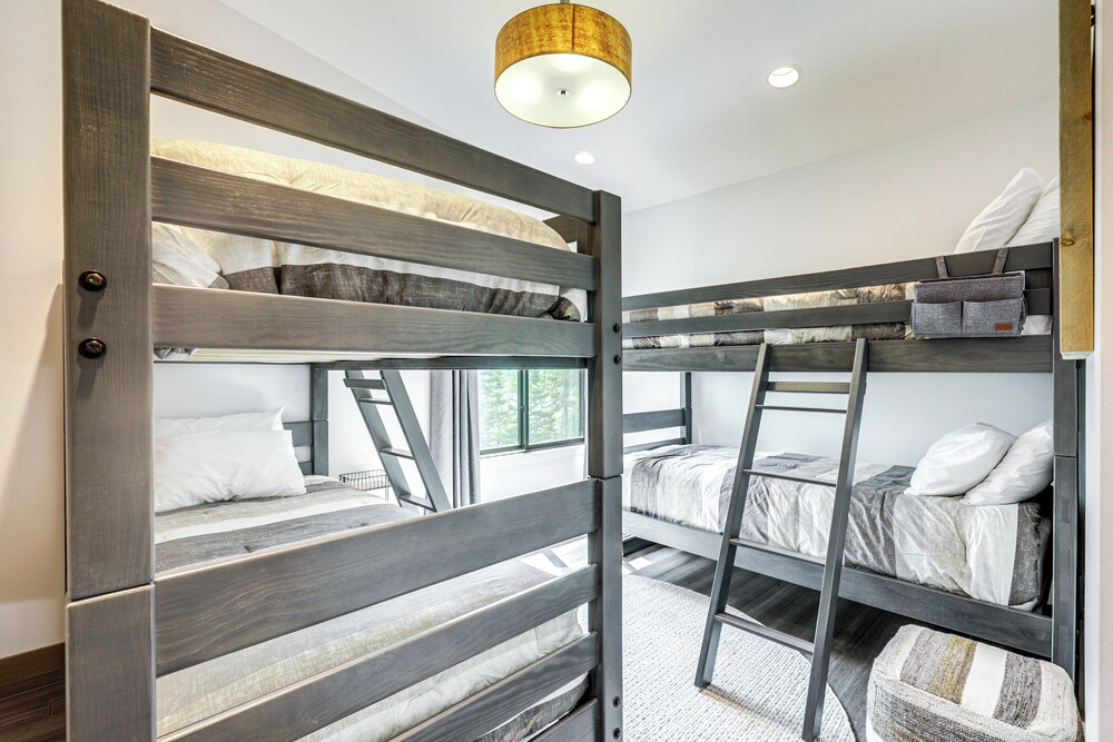 270-degree Views! Haven on Little Papoose Lake