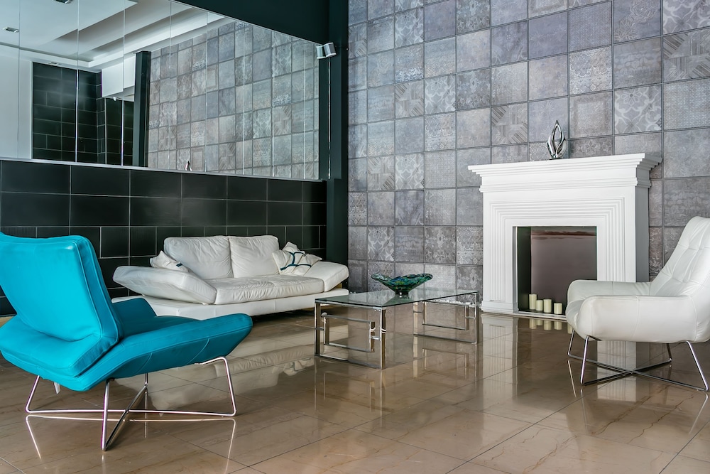 Diaphanous Urban Apartment