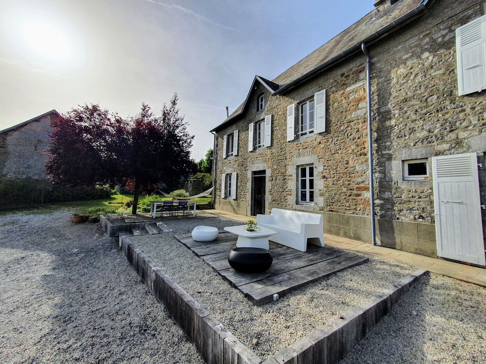 La Maison Folia view 2