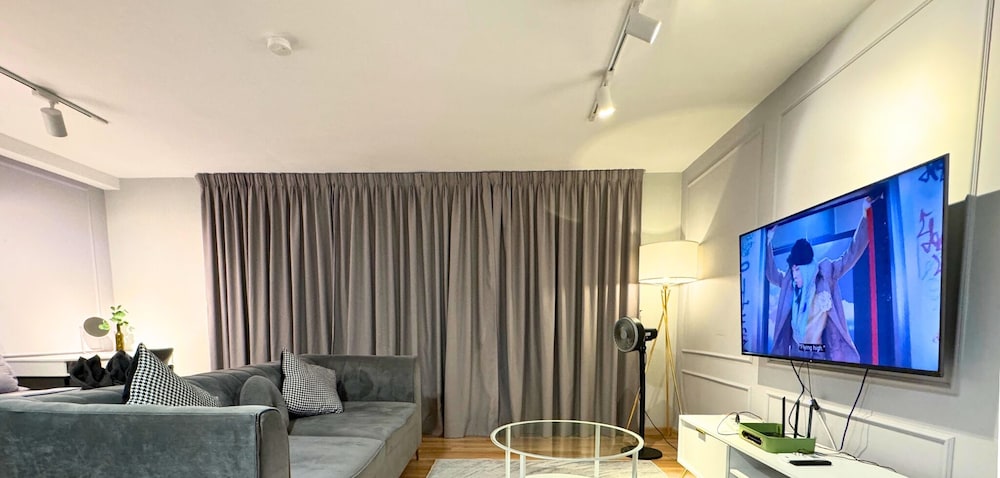 Arte Cheras Luxury Suites