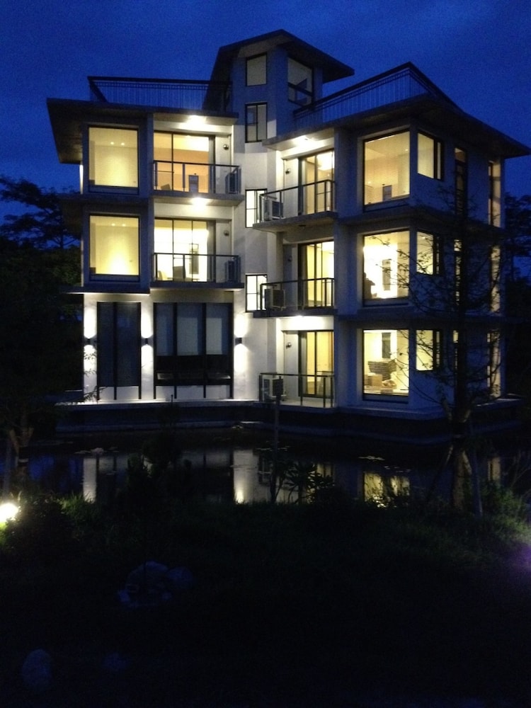 Missy House