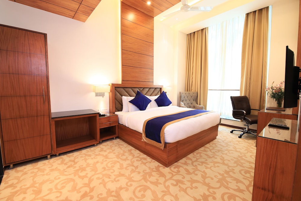 Aveo by Amatra- Kashipur