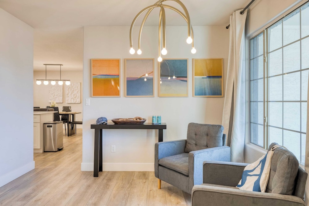 Sol Vista Private Oasis w/ Pool, Putting Green, and Prime Location