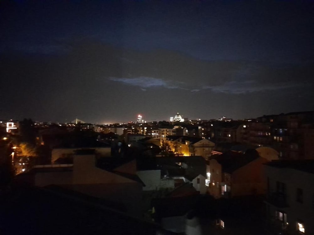 Cozzy and Centrally Located Apartment Vracar