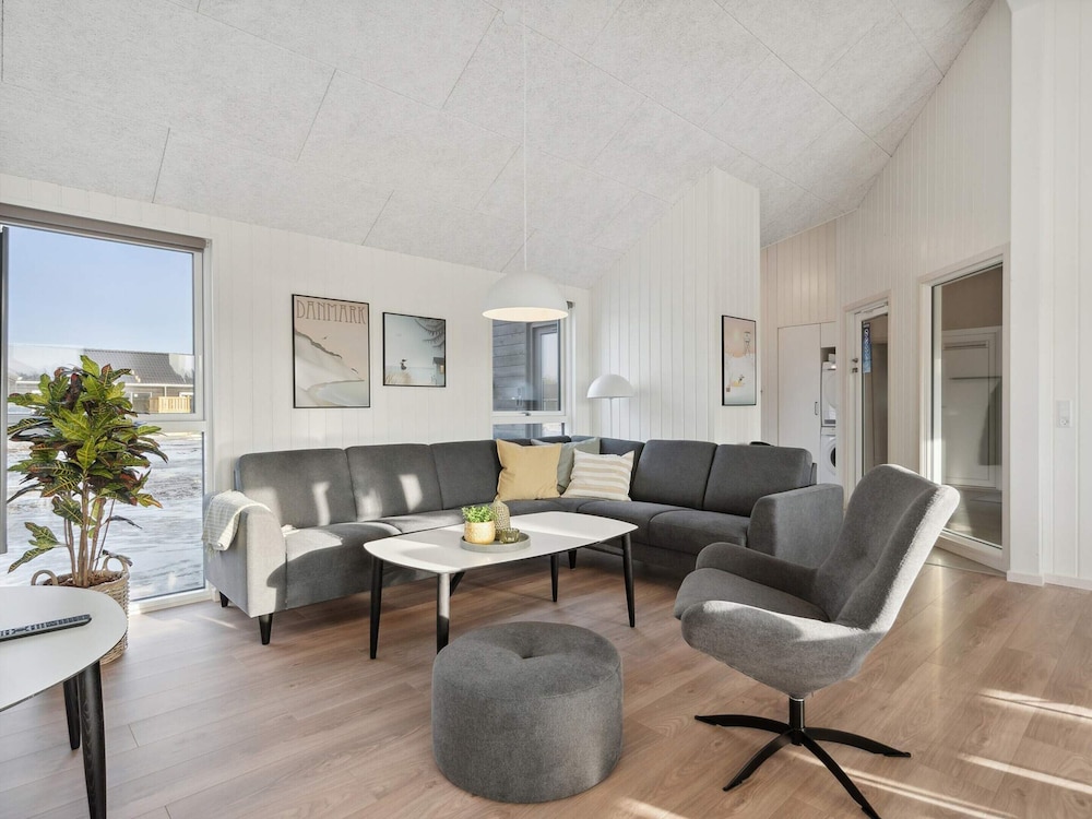 5 Star Holiday Home in Lokken