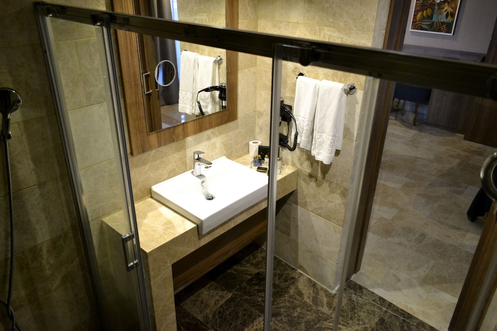 Engin Otel - Image 26