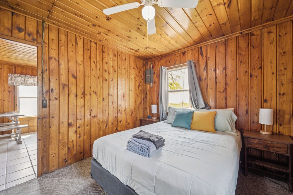 Barefoot Beach Resort