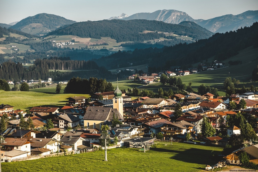 Apartment Near Alpenrosenbahn ski Lift