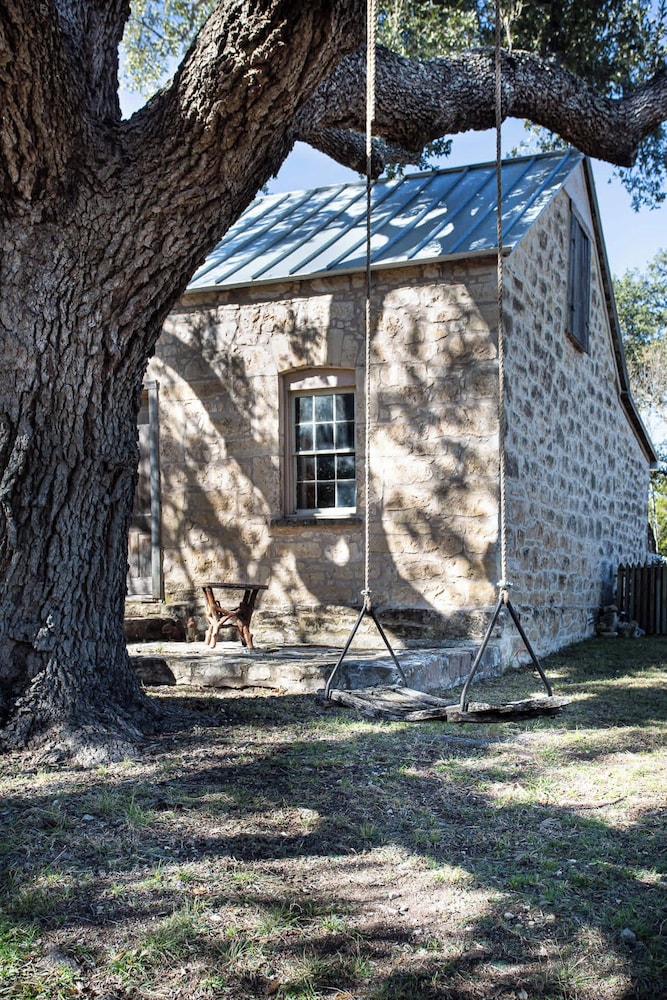 Charming Hill Country Getaway in Texas