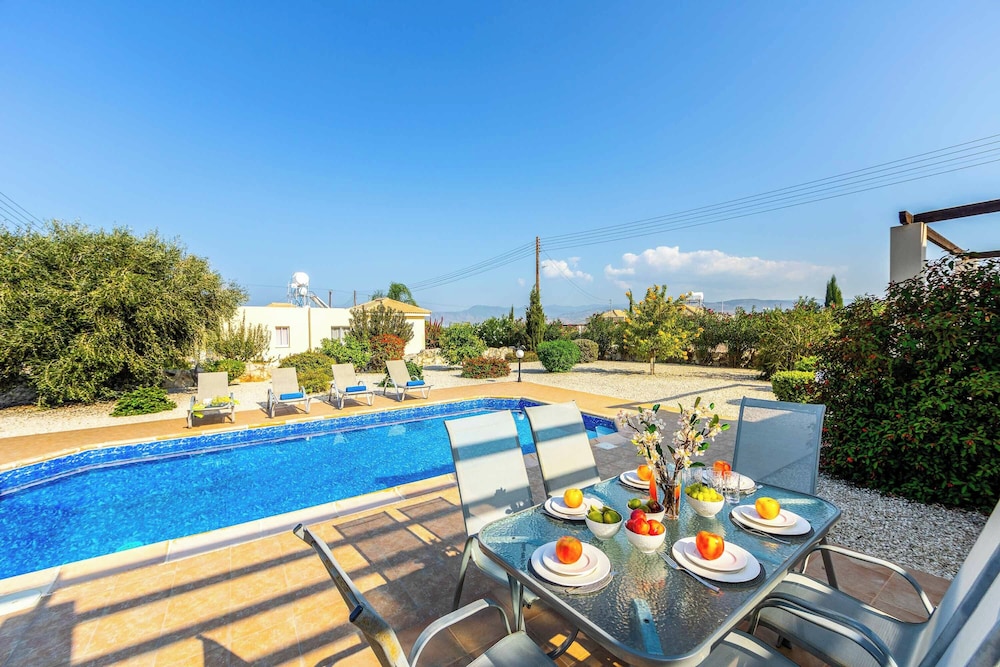 Villa Orange Tree