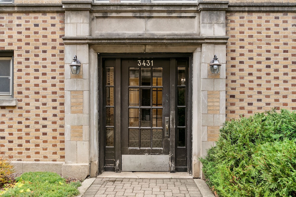 Well equipped 1BR in Chicago highlights - Image 1