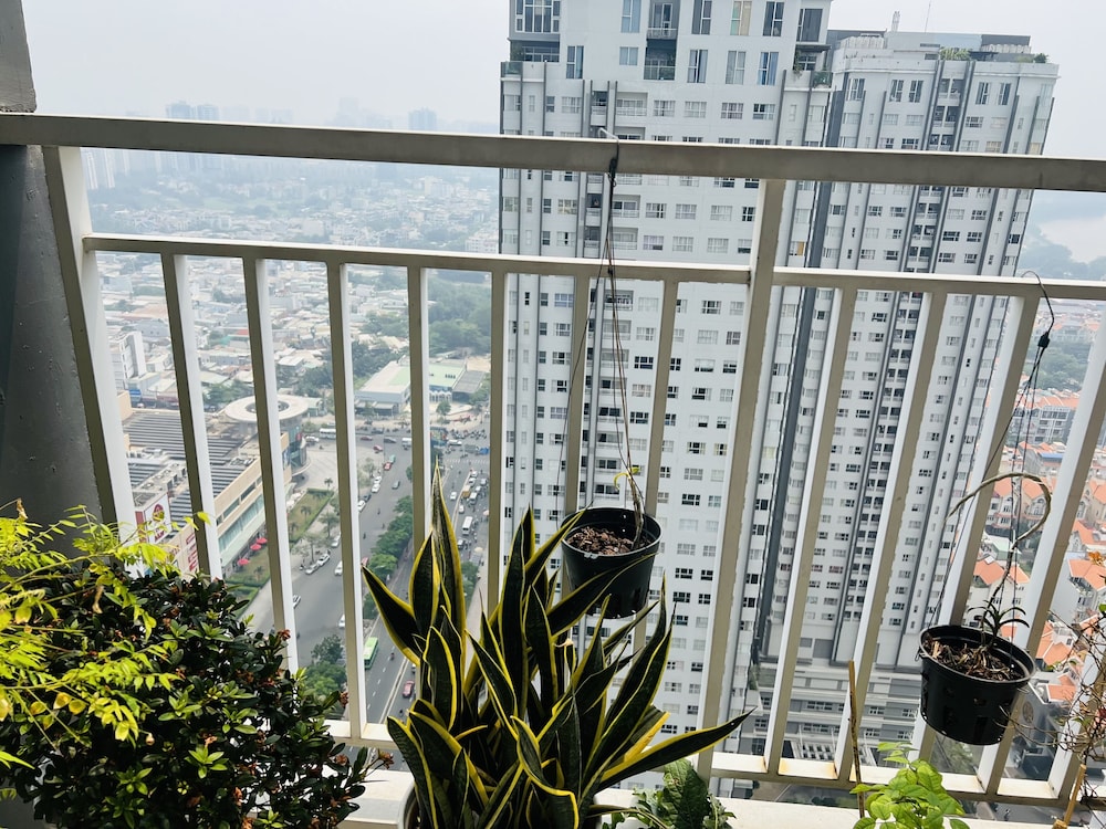 Sunrise City Apartment
