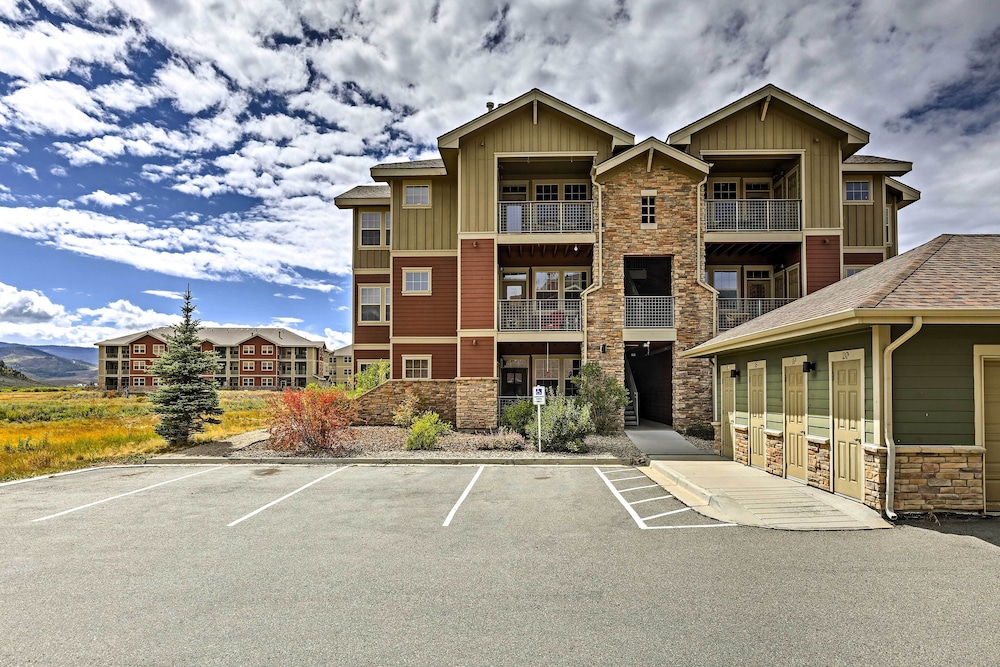 18 Mi to Winter Park: Granby Condo w/ Covered Deck view 5
