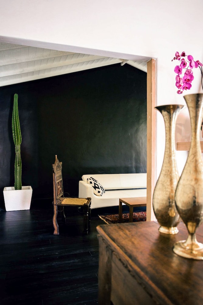 Hotel Talavera Palm Springs - Image 1