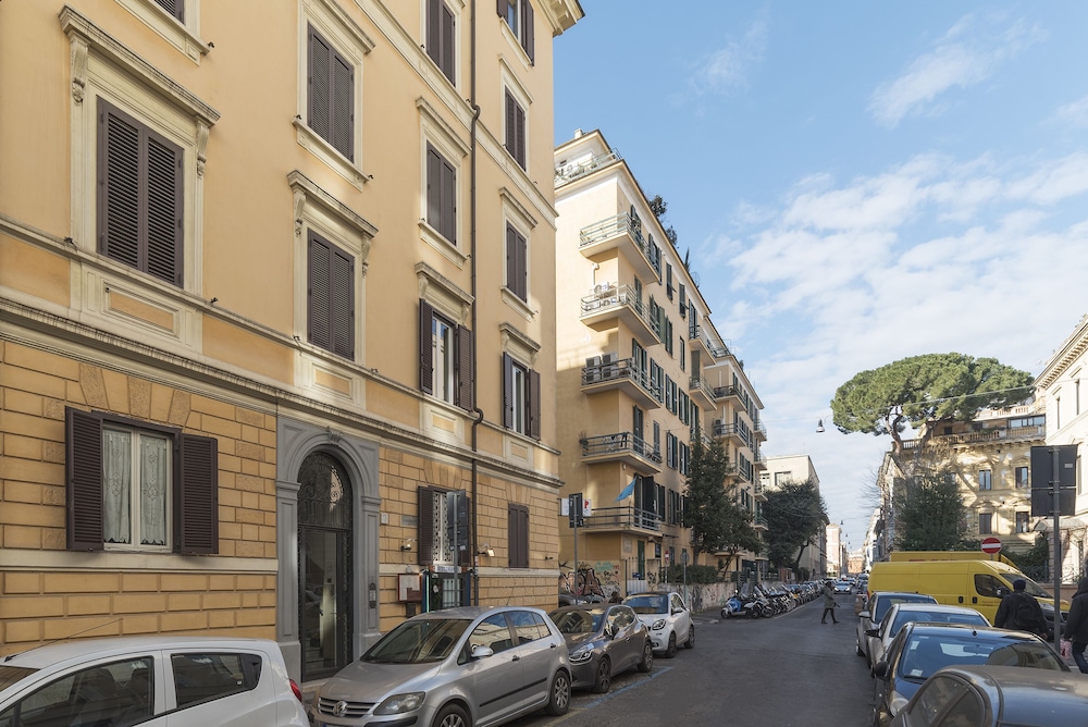 Stazione Termini & Castro Pretorio Flat
