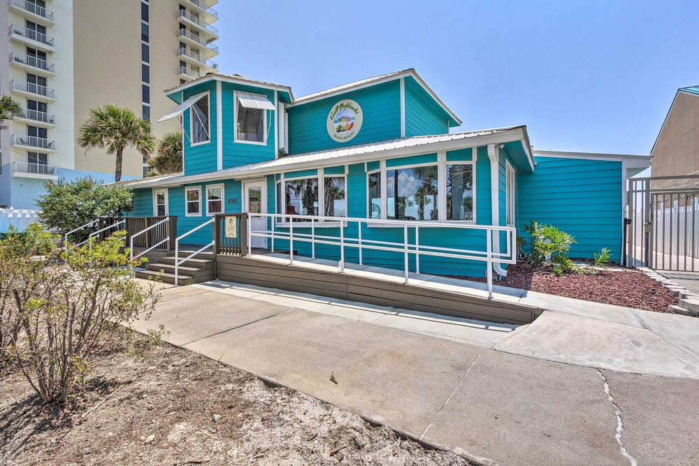 Panama City Beach Condo w/ Balcony, Walk to Ocean! view 5