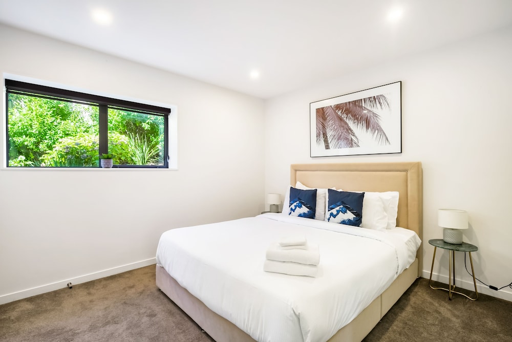 The Perfect Spacious 2BR Getaway-Netflix - Image 4