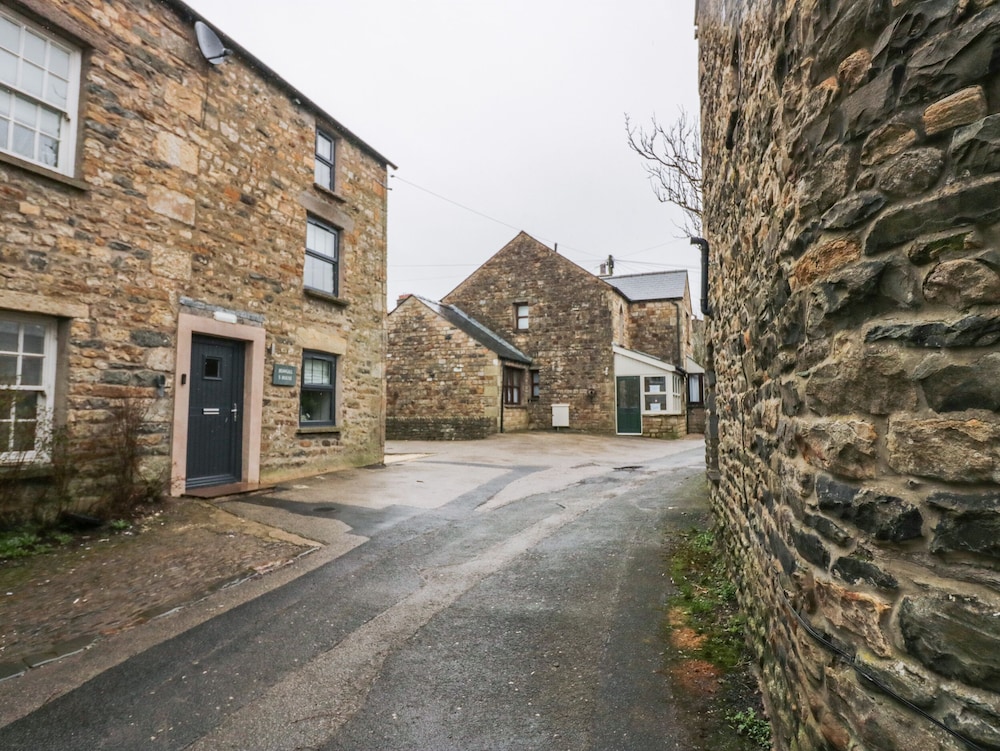Howgill House