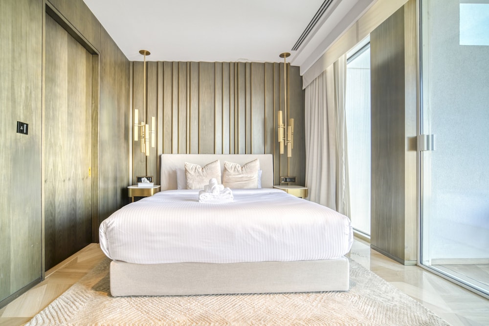 Five Palm Jumeirah Residences -Mint Stay