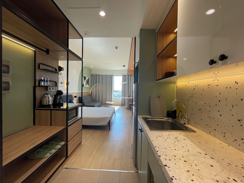 2Q Apartment
