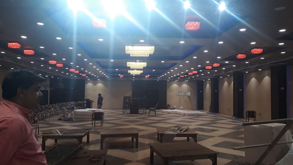 meeting & event spaces